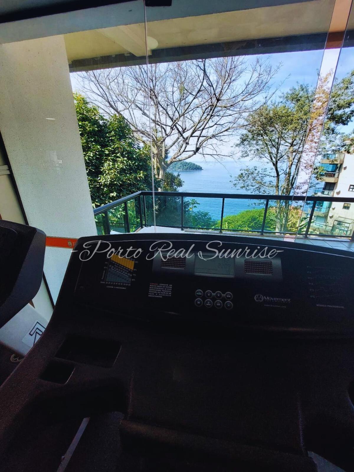 Porto Real Sunrise Apartment Mangaratiba
